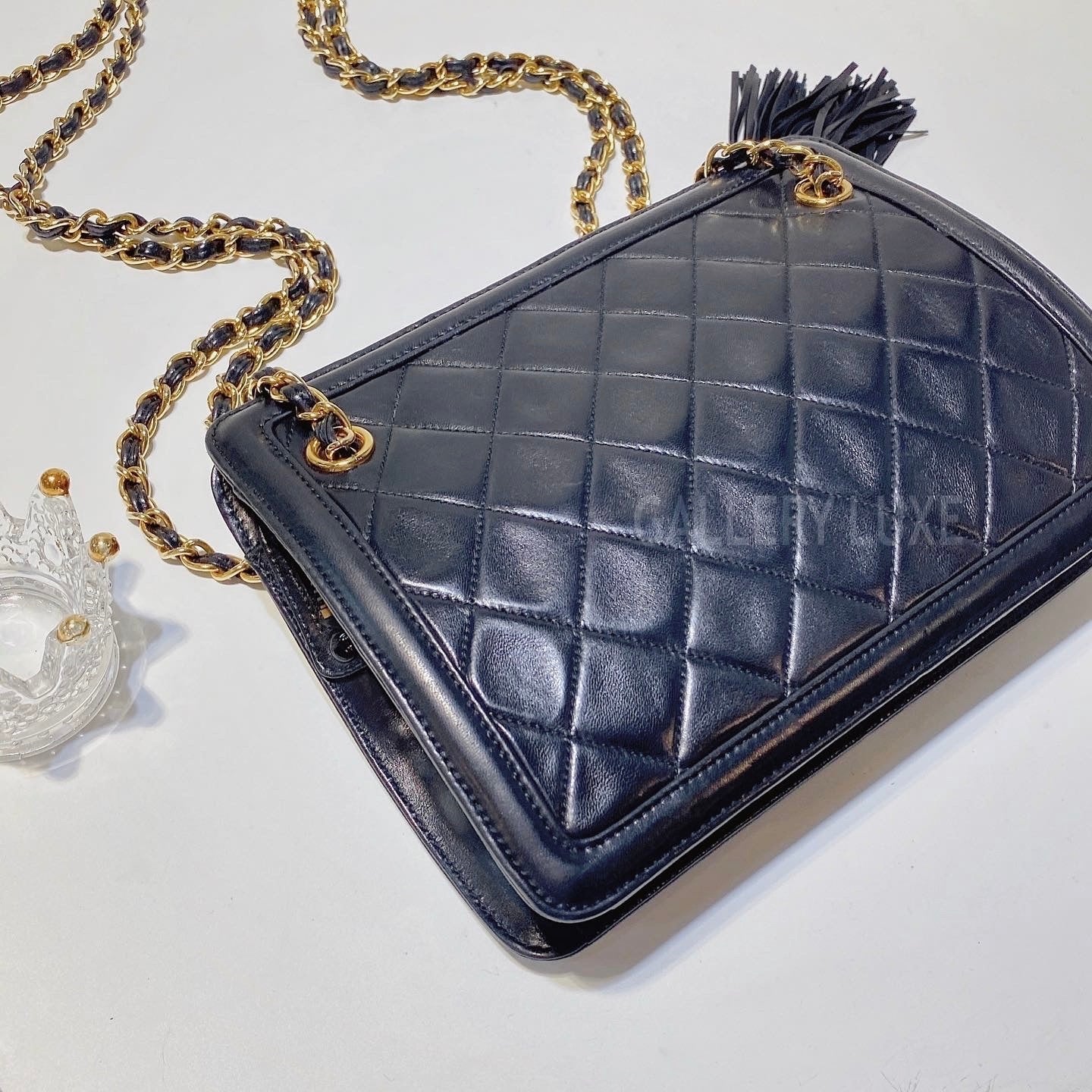 No.3249-Chanel Vintage Lambskin Shoulder Bag