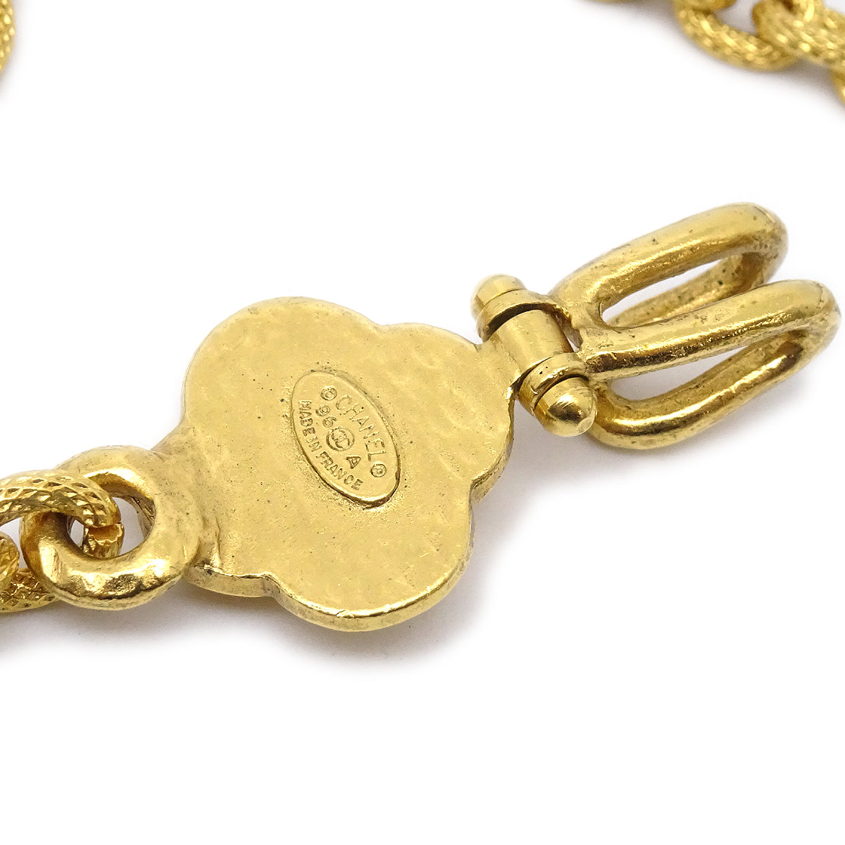 Luxury Chanel 1996 Gold Chain Pendant Necklace 96A