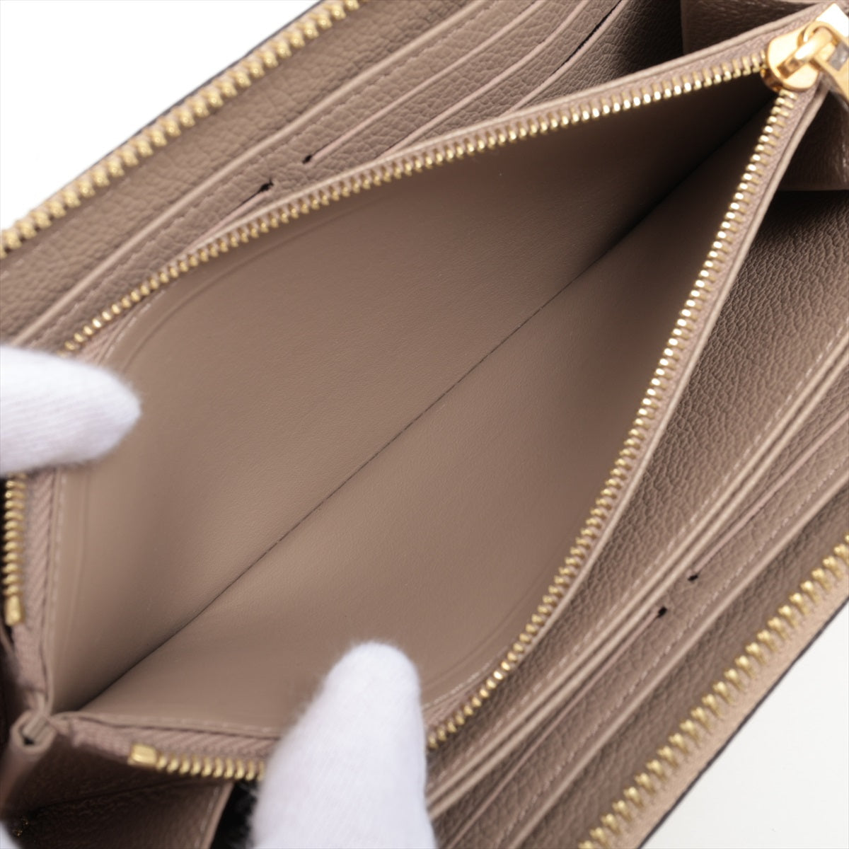 Louis Vuitton Monogram Amplant Wallet M69034 Tour Trail Round Zip Wallet