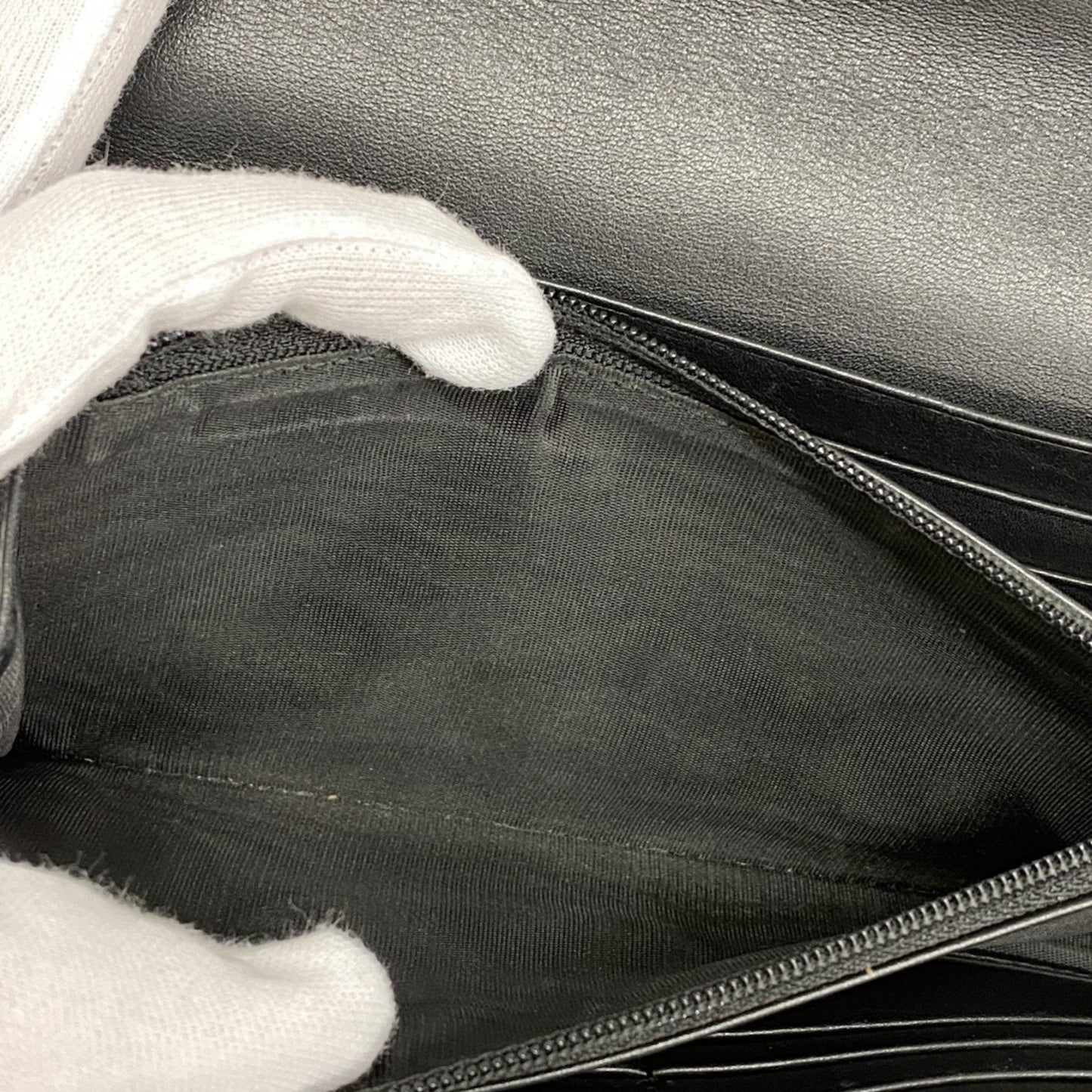Gucci Leather Long Wallet (Bi-Fold)