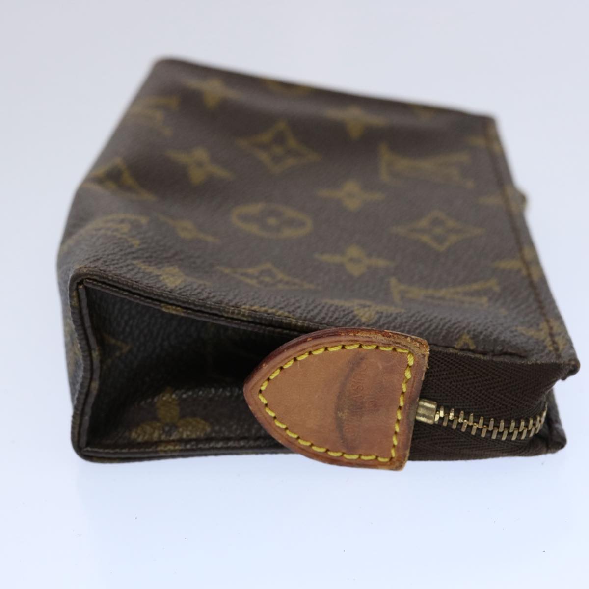 LOUIS VUITTON Monogram Poche Toilette 15 Pouch M47546 LV 63010