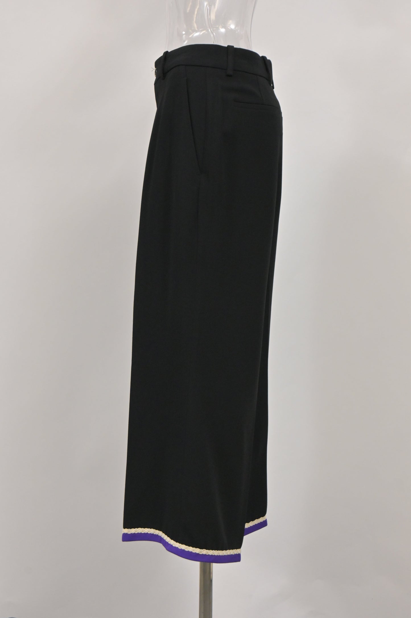 Gucci Wide Leg Culotte Trousers in Black Viscose