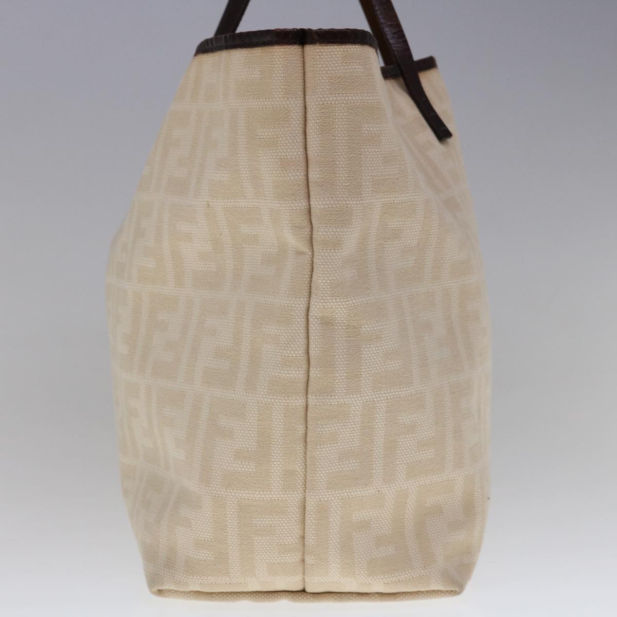 Luxury FendiZucca Canvas Tote Bag Beige66010