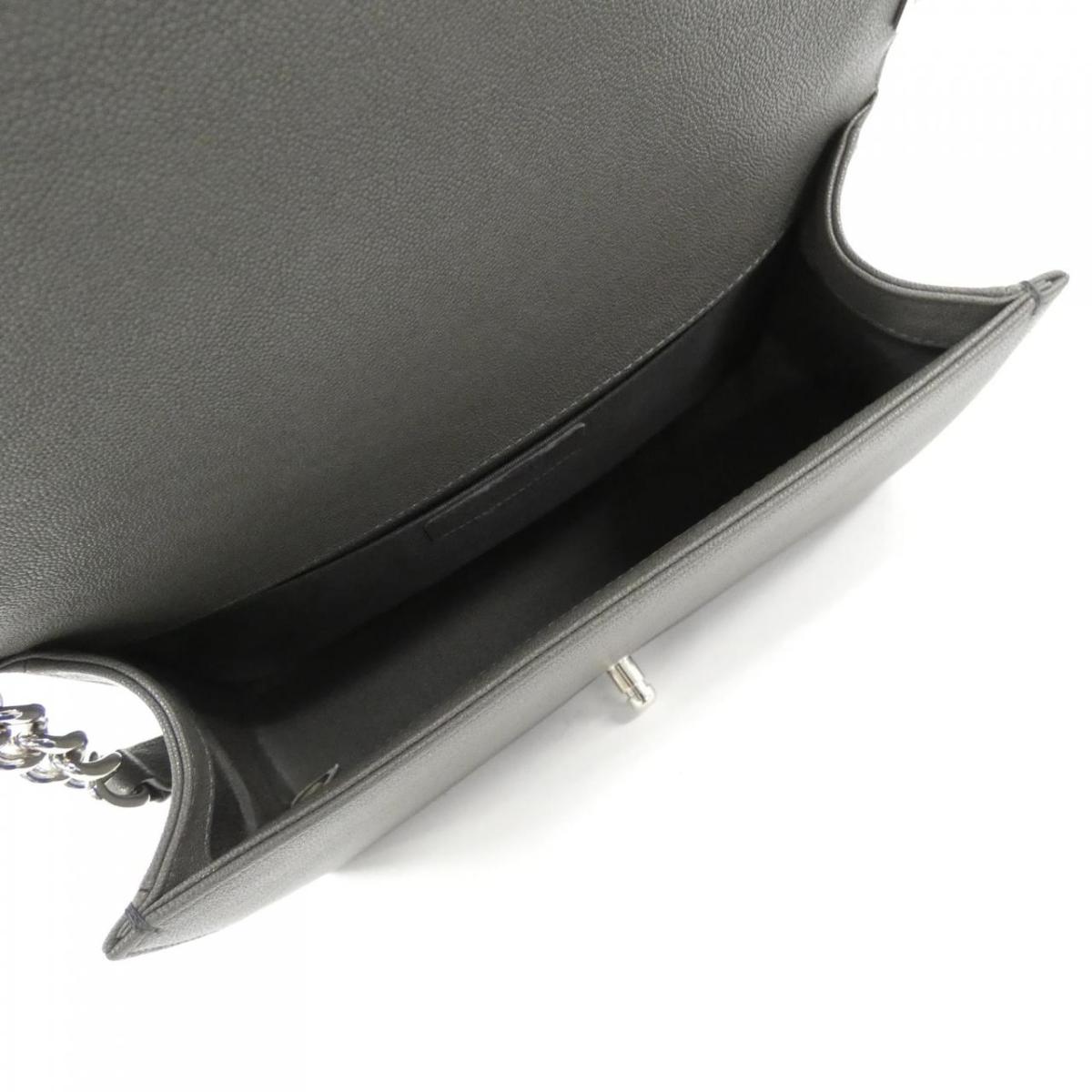 Chanel Boy Chanel Line 67086 Shoulder Bag