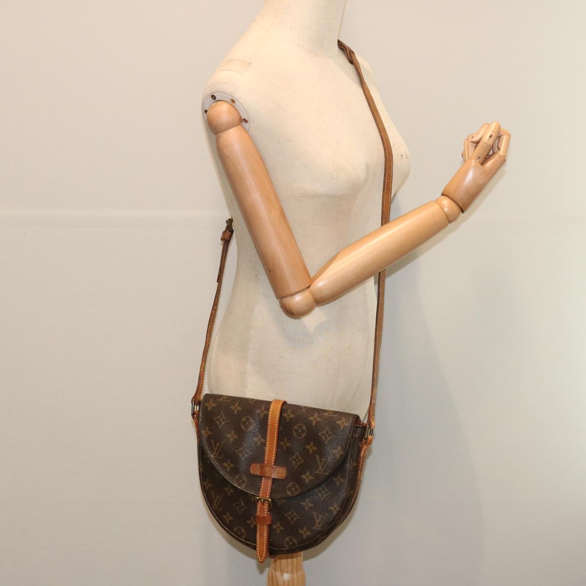 LOUIS VUITTON Monogram Chantilly MM Shoulder Bag M51233 LV 68926