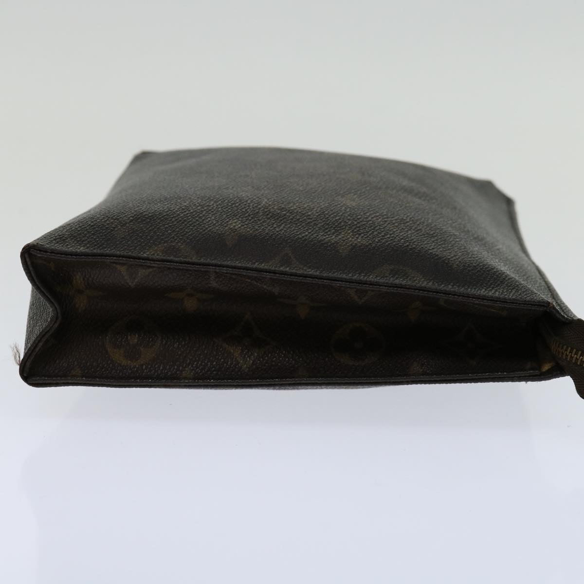 LOUIS VUITTON Monogram Poche Toilette 26 Pouch M47542 LV 69081