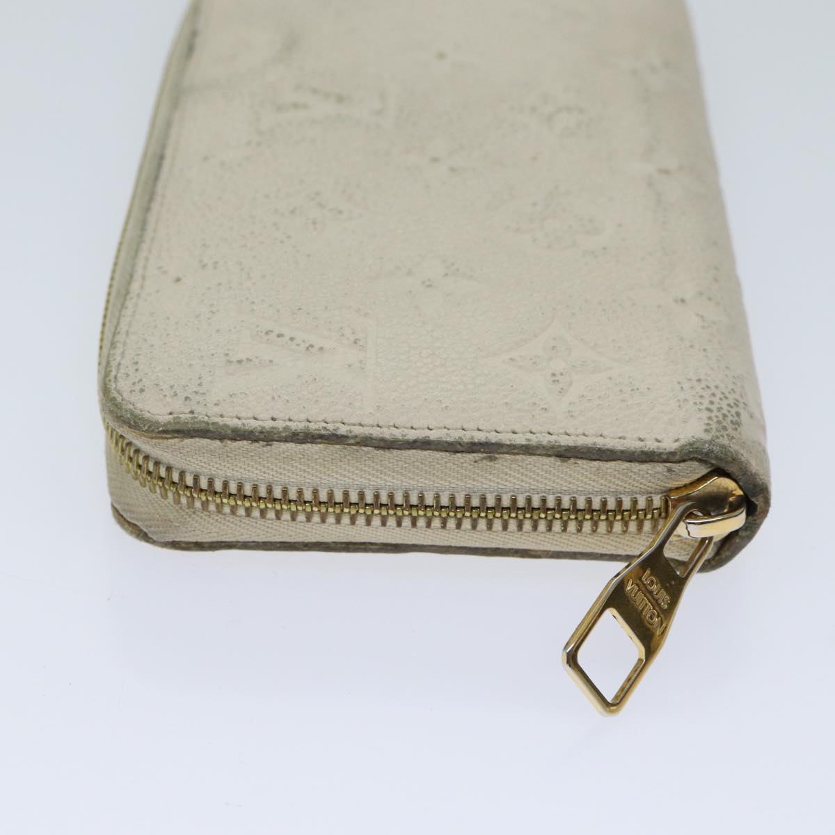 LOUIS VUITTON Monogram Empreinte Zippy Wallet Wallet Neige M60546 LV 69792