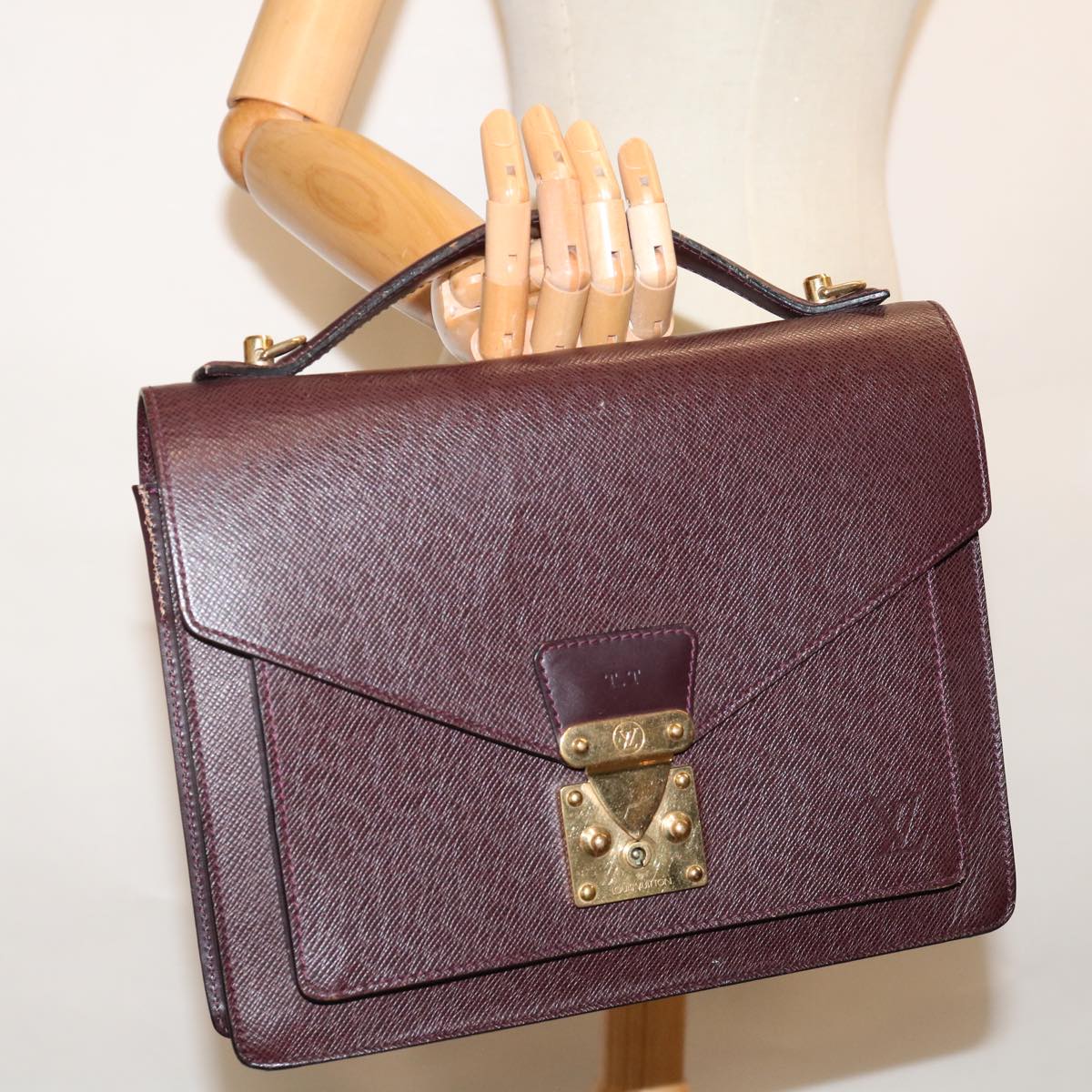 LOUIS VUITTON Taiga Monceau 28 Hand Bag 2way Acajou M32062 LV 70071