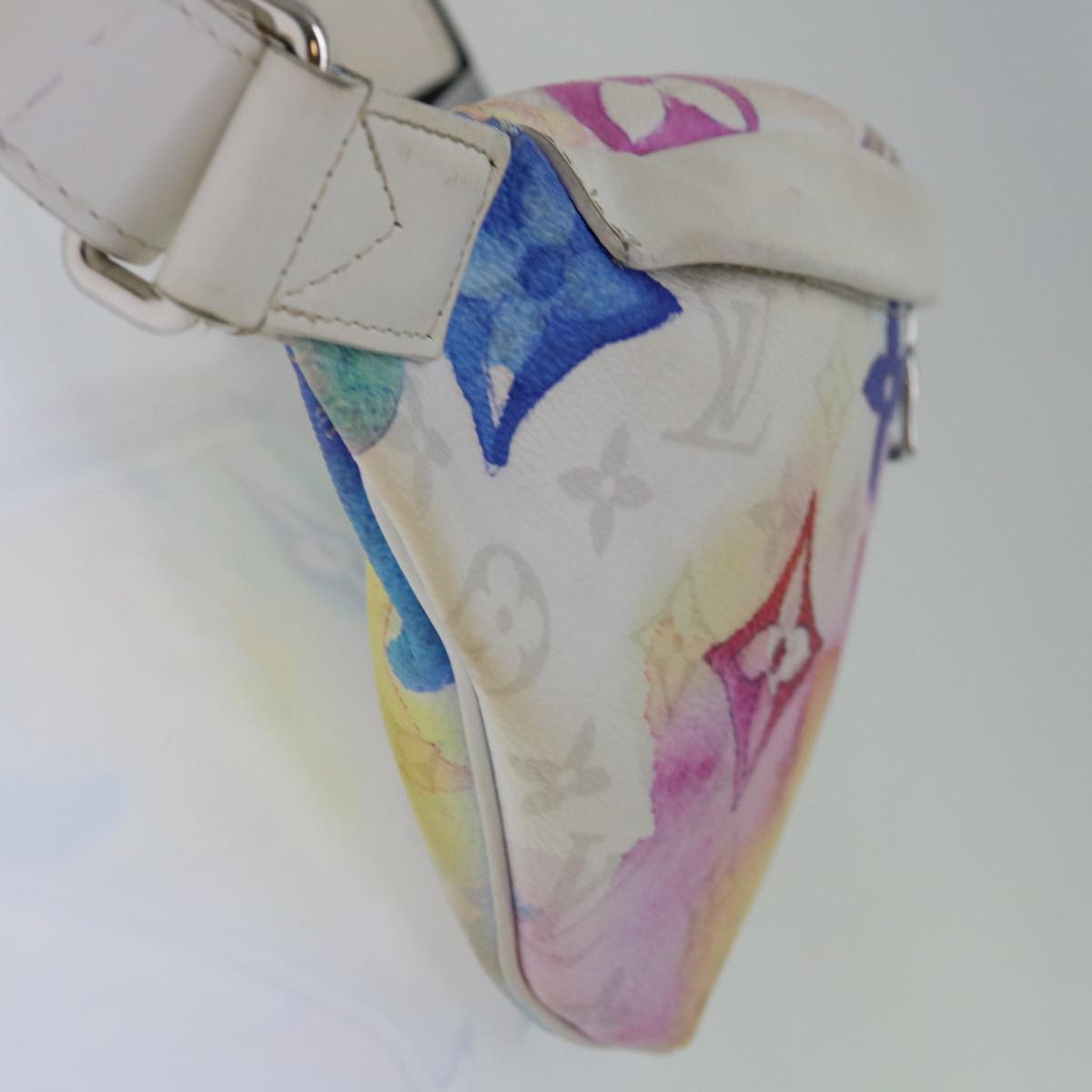 LOUIS VUITTON Monogram Water Color Discovery Bum Bag White M45759 LV 70121A