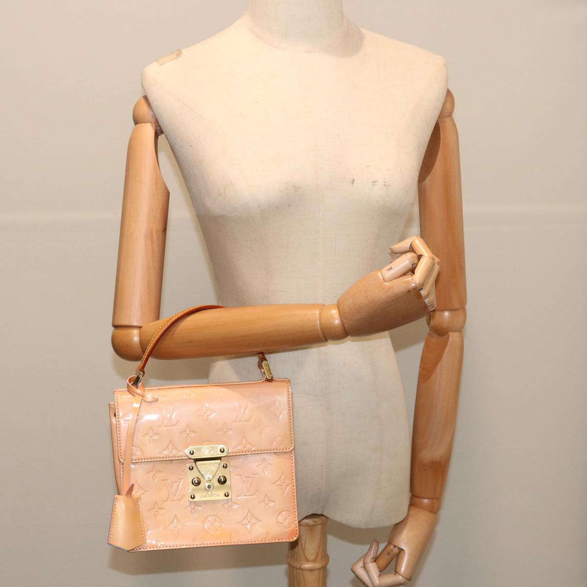 LOUIS VUITTON Vernis Spring Street Hand Bag Marshmallow Pink M91033 70507