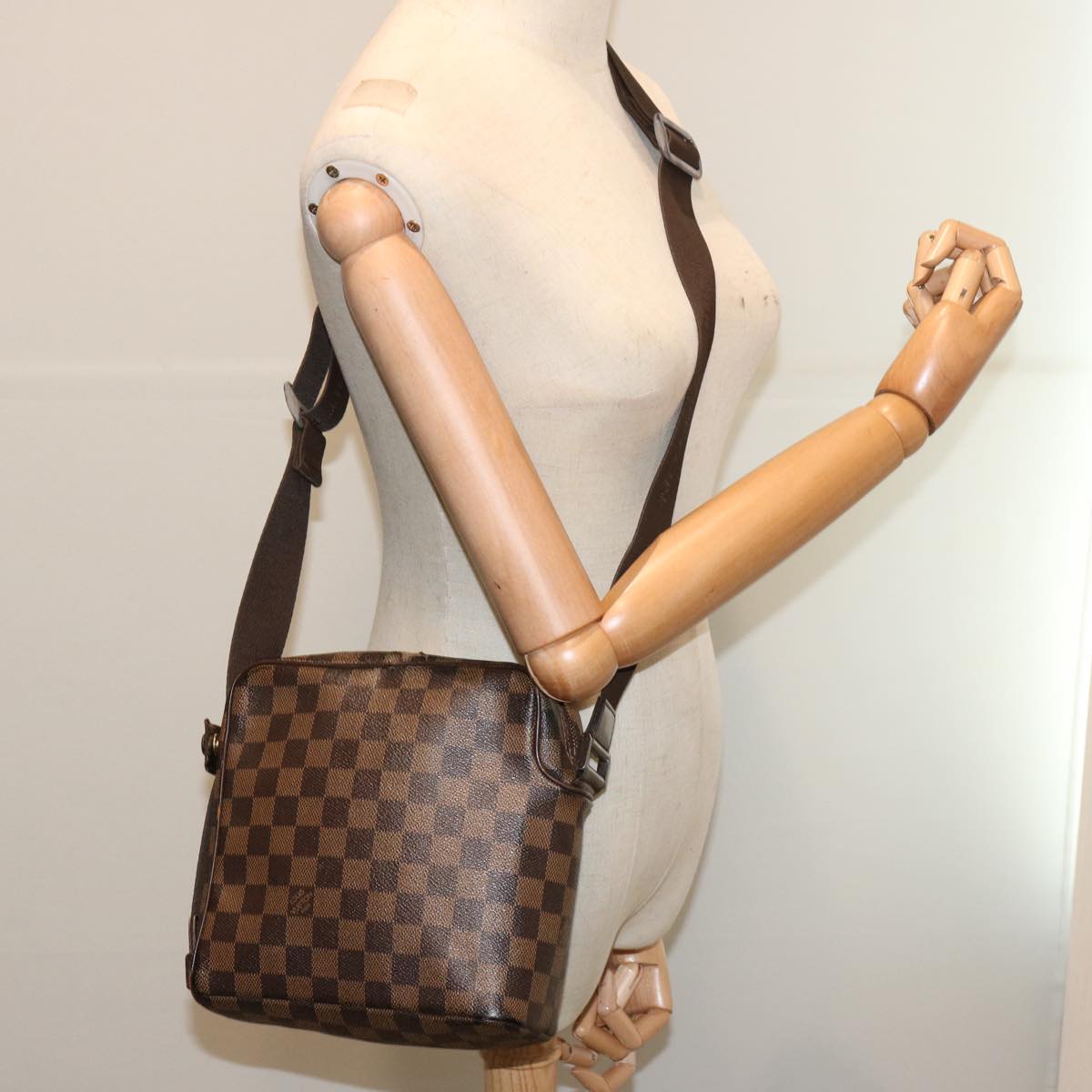 LOUIS VUITTON Damier Ebene Olaf PM Shoulder Bag N41442 LV 70521