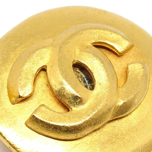 Luxury Chanel 1996 Button Earrings Clip-On Gold Large