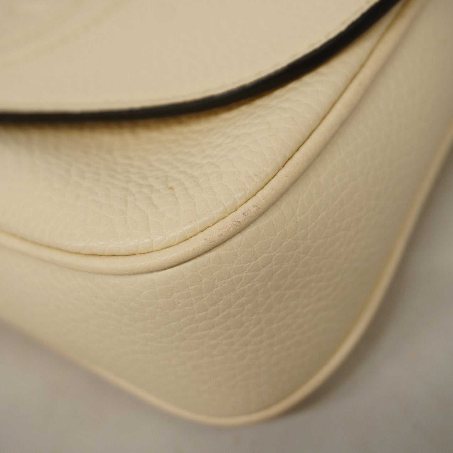 Gucci Leather Shoulder Bag