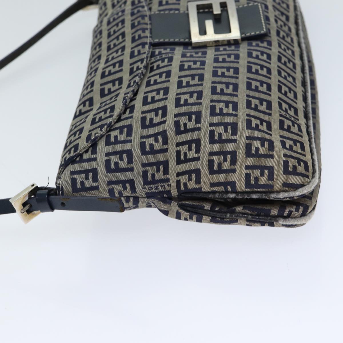 Luxury Fendi Zucchino Canvas Mamma Baguette Shoulder Bag Navy72416