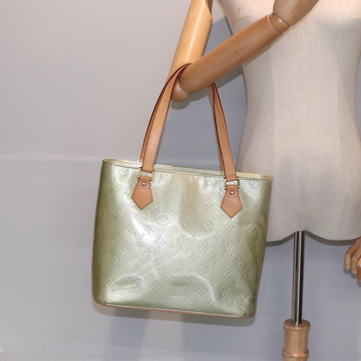 LOUIS VUITTON Monogram Vernis Houston Hand Bag Gris M91053 LV 73418