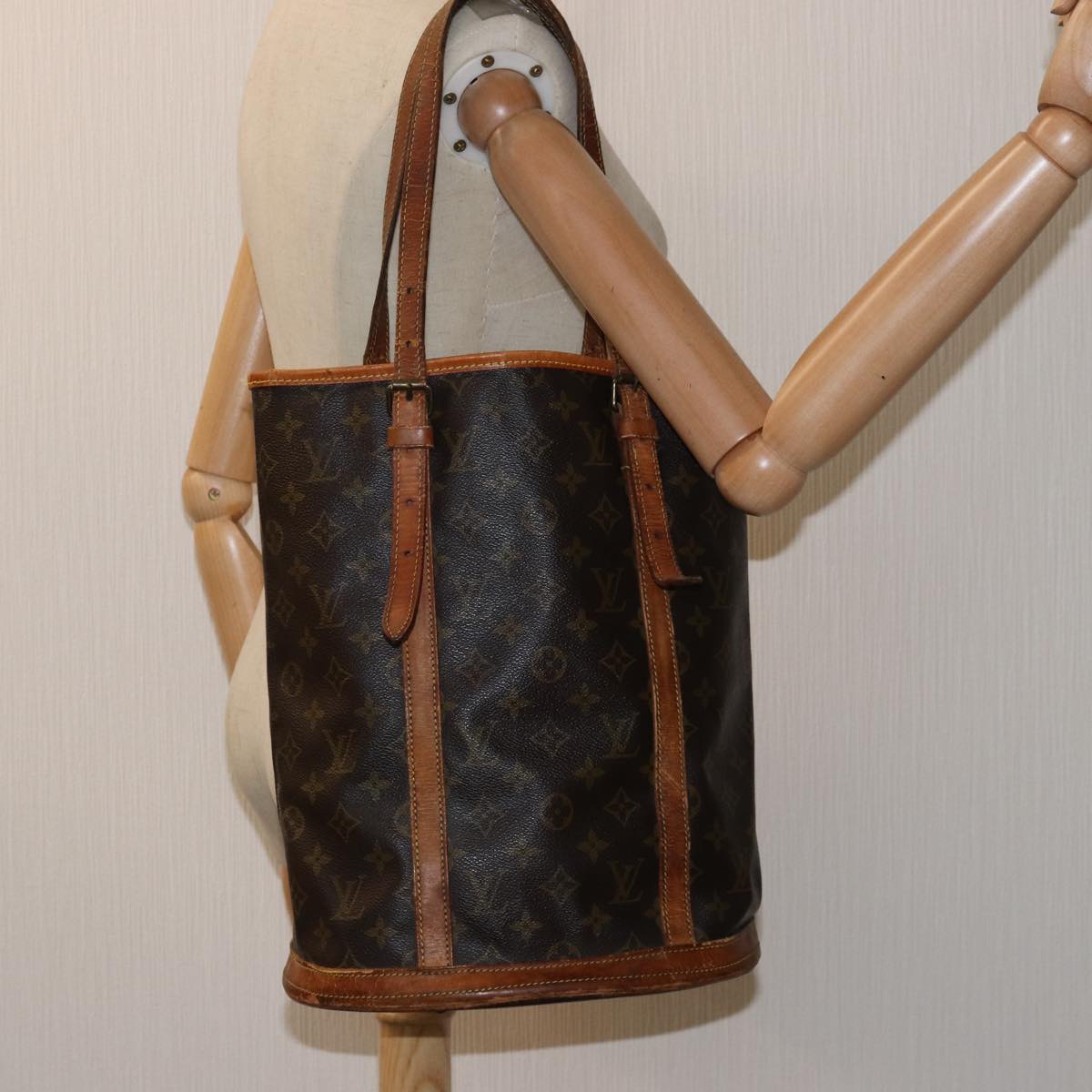 LOUIS VUITTON Monogram Bucket GM Shoulder Bag M42236 LV 74078