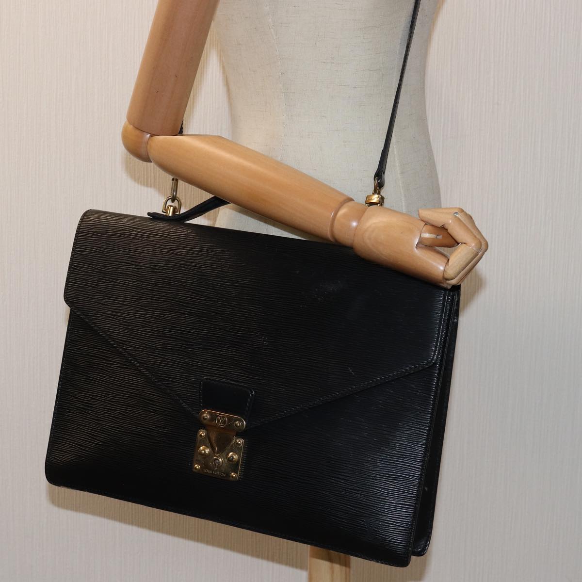 LOUIS VUITTON Epi Porte Documents Bandouliere Briefcase Black M54467 74087