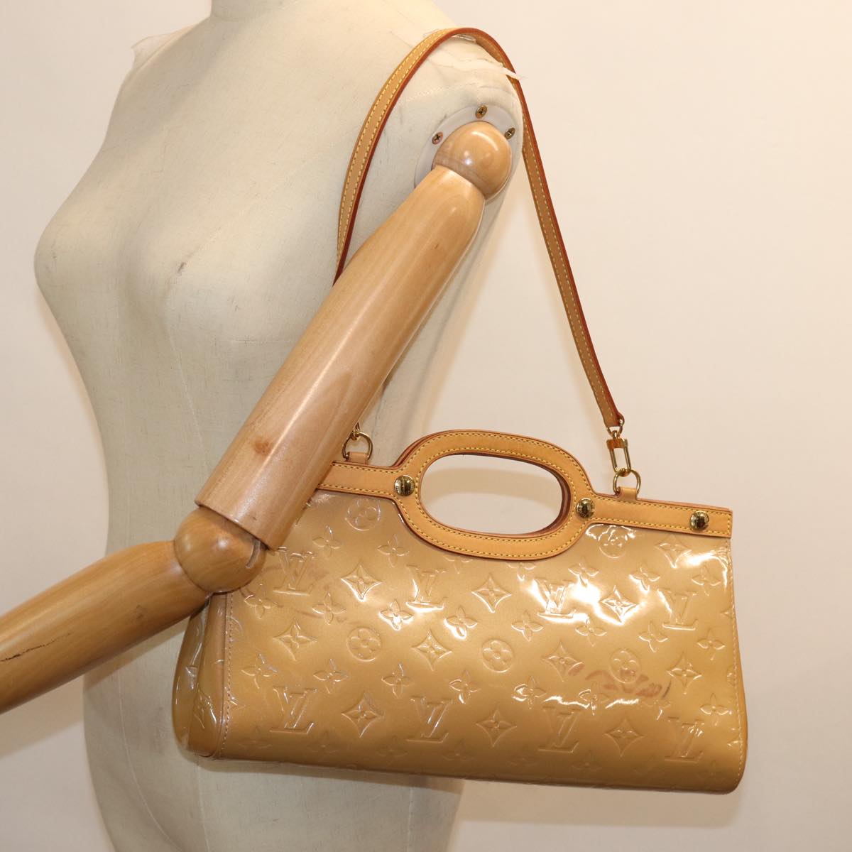 LOUIS VUITTON Monogram Vernis Roxbury Drive Hand Bag Noisette M91372 74252