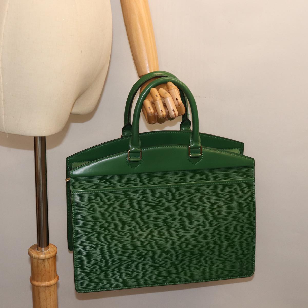 LOUIS VUITTON Epi Riviera Hand Bag Green M48184 LV 74520