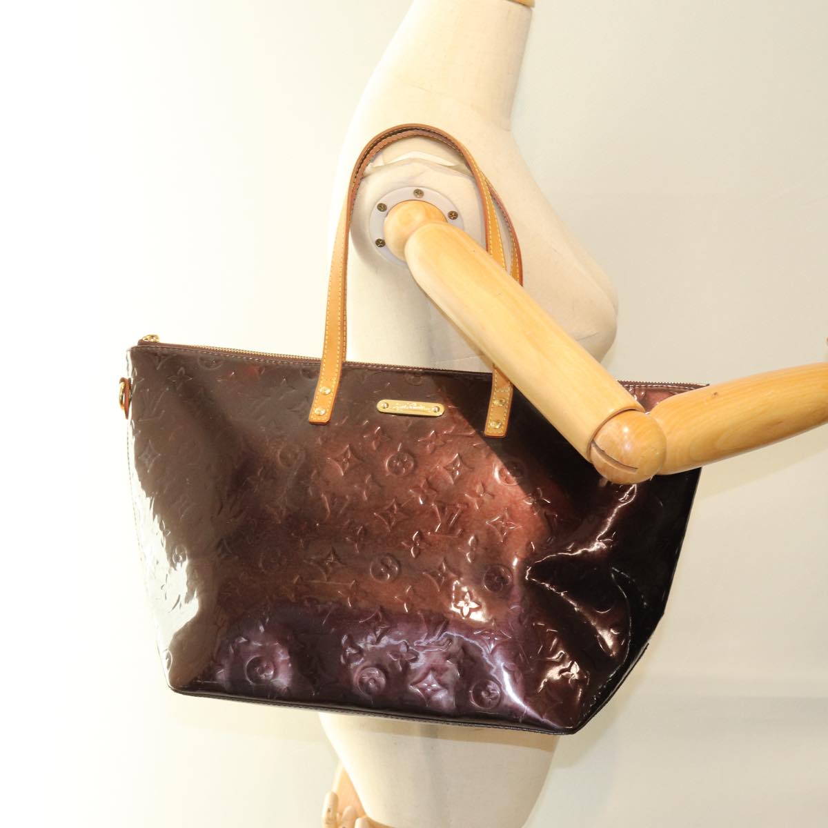 LOUIS VUITTON Monogram Vernis Bellevue GM Tote Bag Amarante M93589 LV 74534