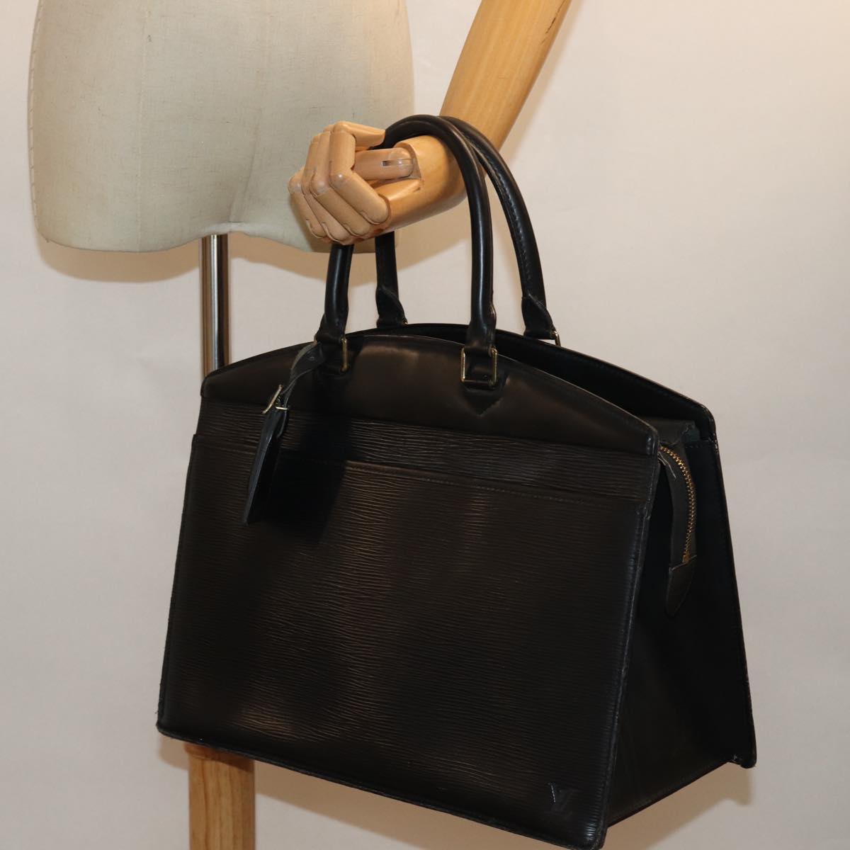 LOUIS VUITTON Epi Riviera Hand Bag Noir Black M48182 LV 75754