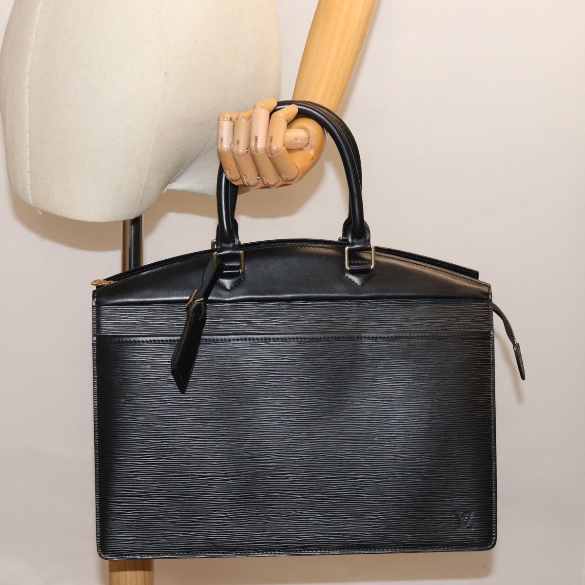 LOUIS VUITTON Epi Riviera Hand Bag Noir Black M48182 LV 75755
