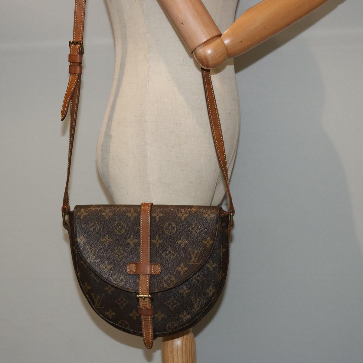 LOUIS VUITTON Monogram Chantilly MM Shoulder Bag M51233 LV 75861