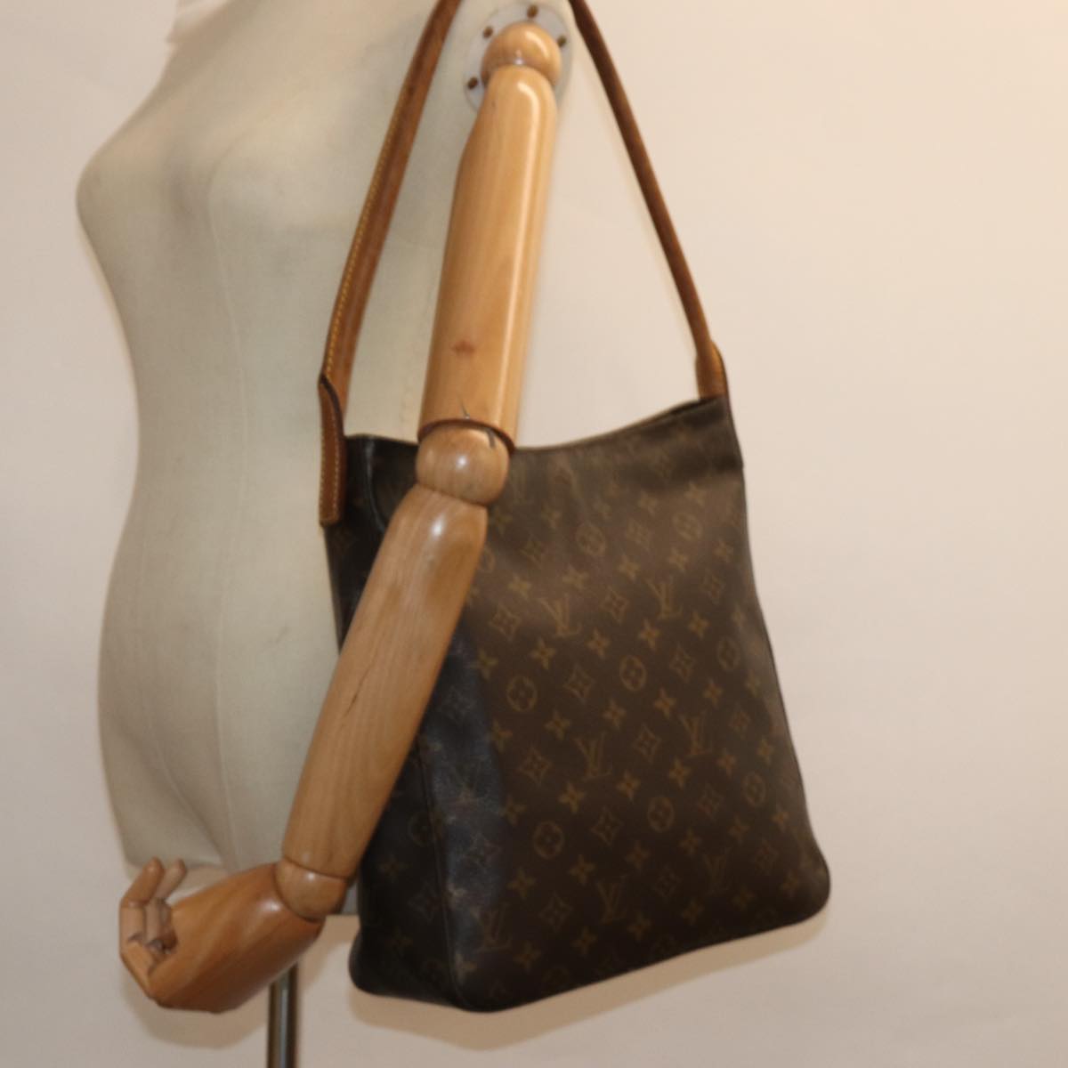 LOUIS VUITTON Monogram Looping GM Shoulder Bag M51145 LV 78585