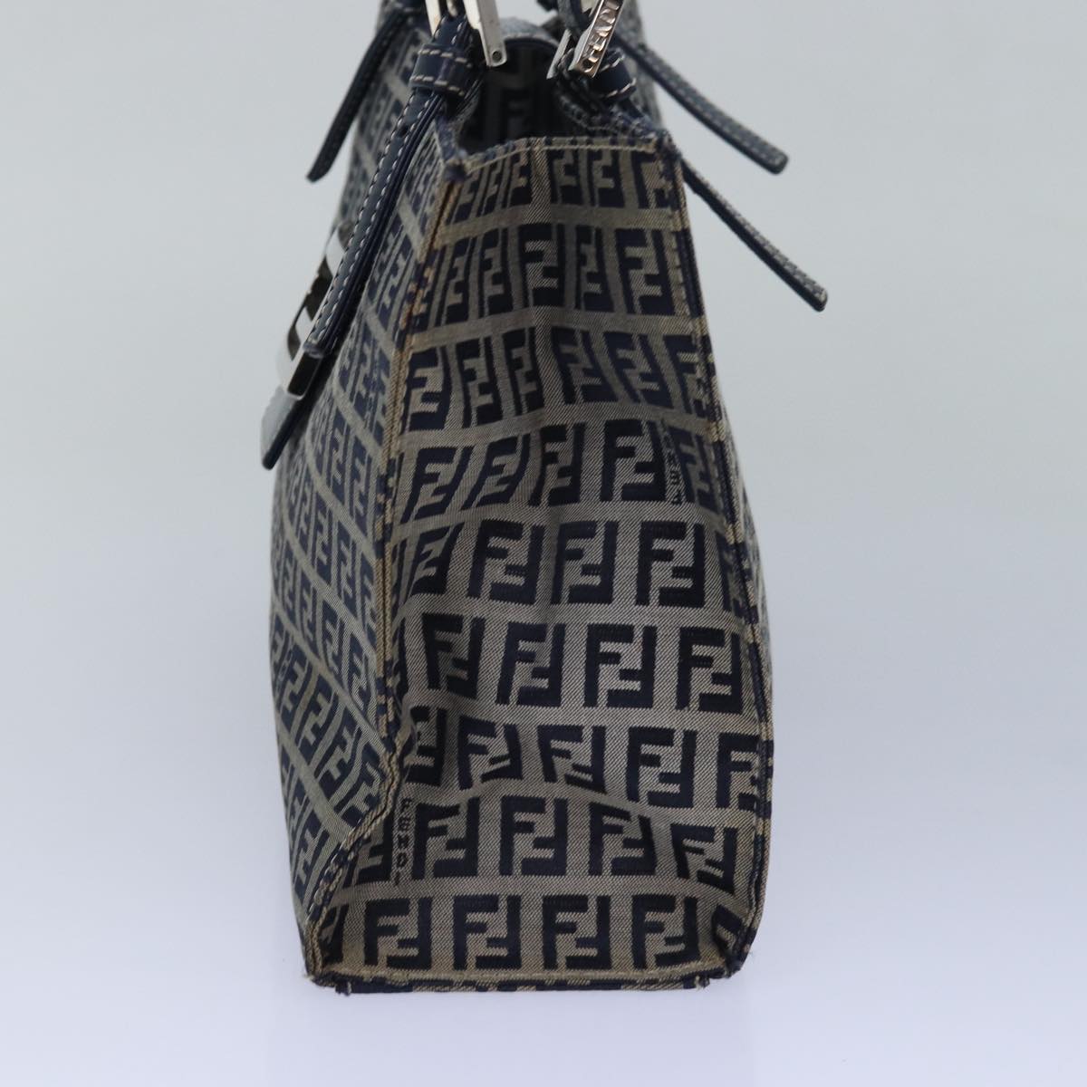 Luxury Fendi Zucchino Canvas Mamma Baguette Hand Bag Navy81442