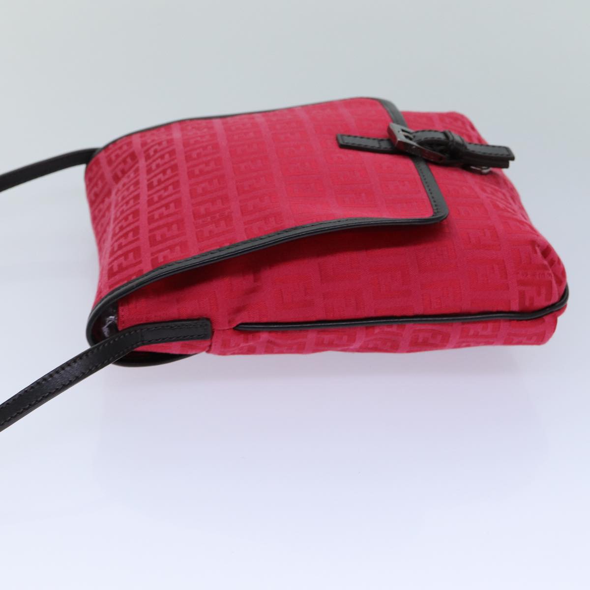 Luxury Fendi Zucchino Canvas Shoulder Bag Red 8BT05282253