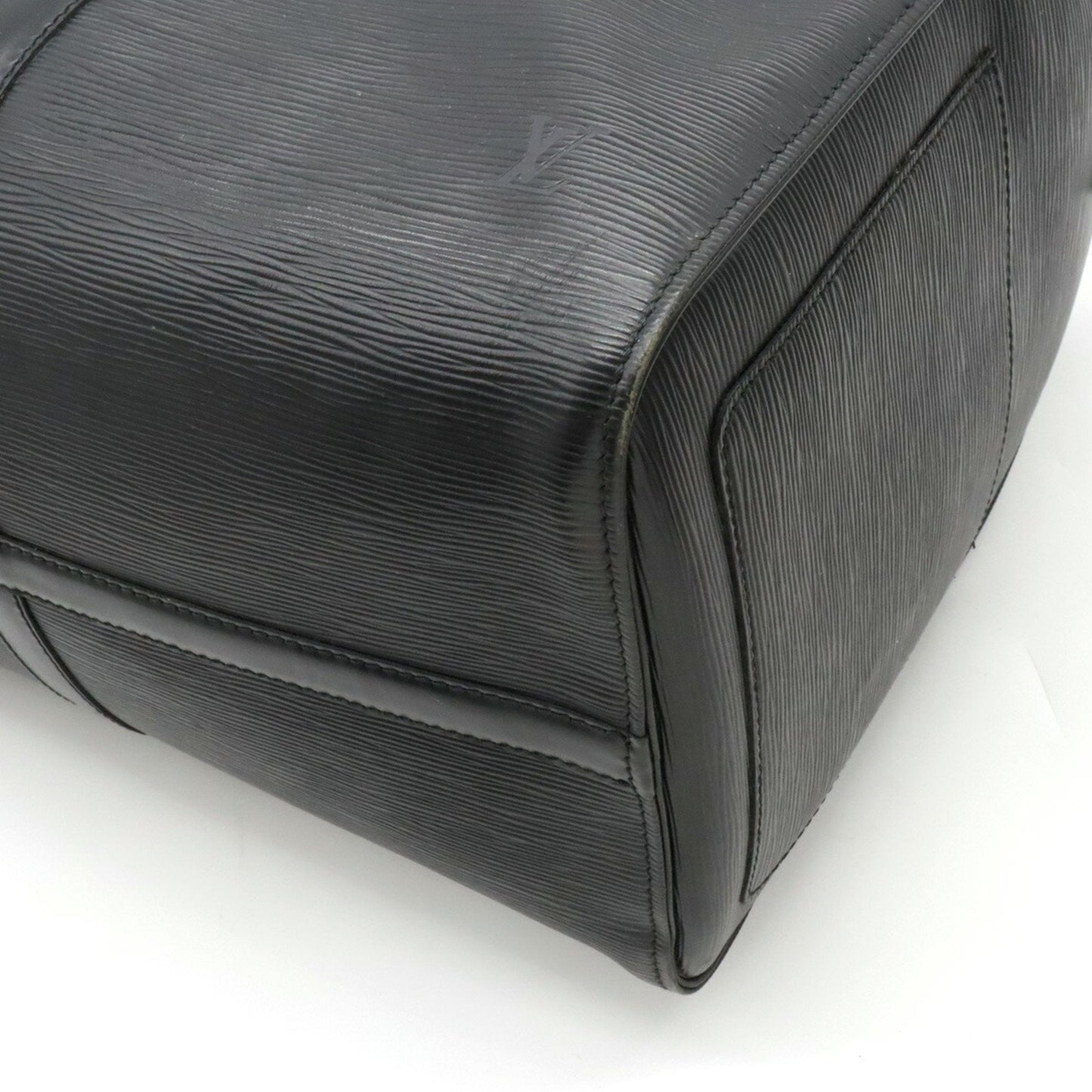Louis Vuitton Keepall 55 Leather Travel Bag ()