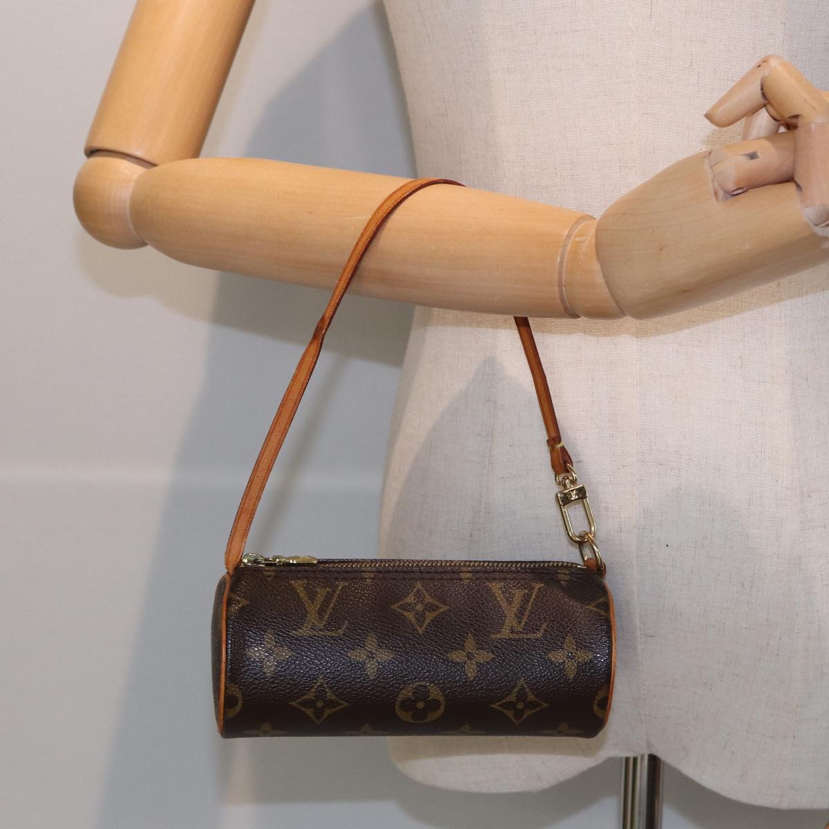 LOUIS VUITTON Monogram Papillon Pouch Pouch LV 82343