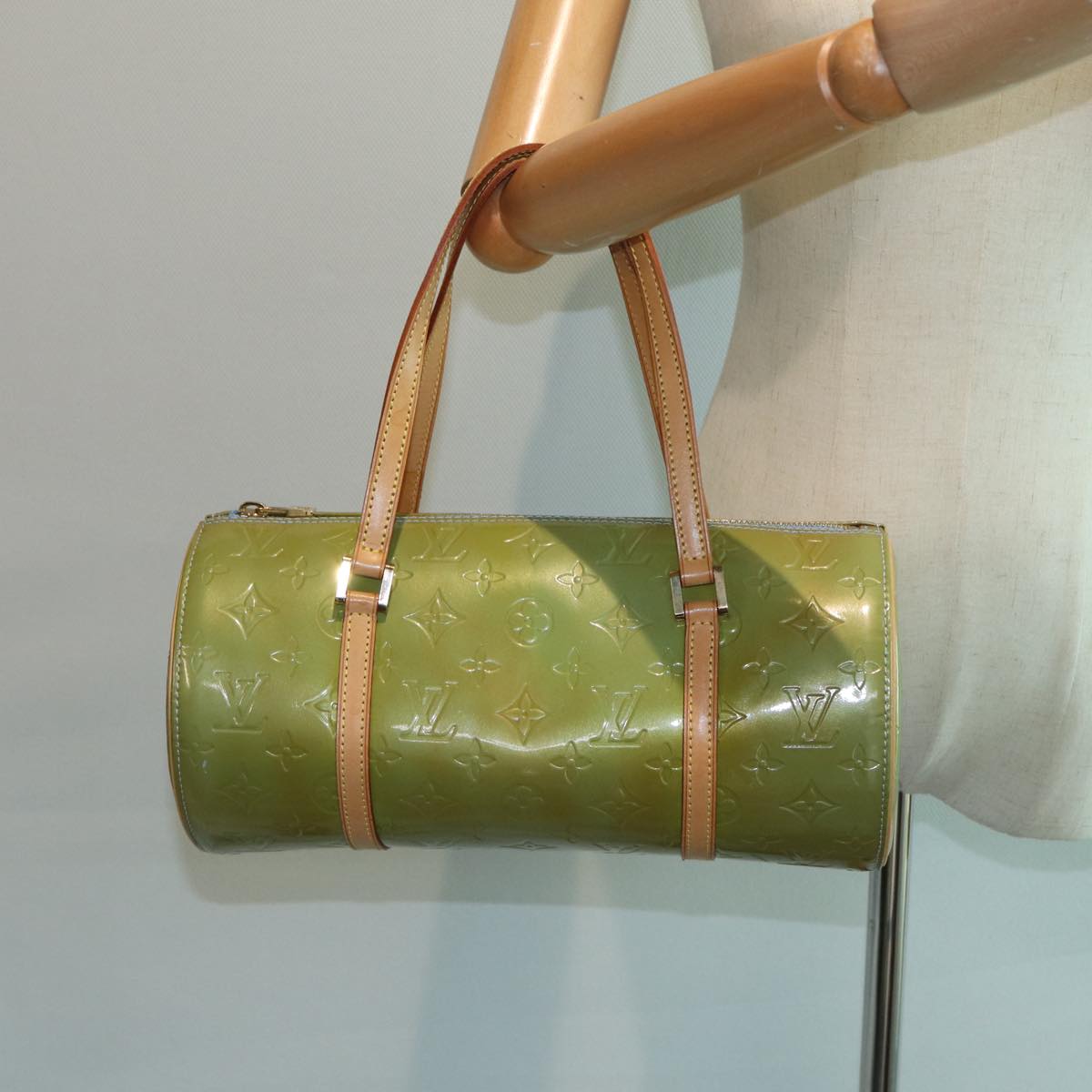 LOUIS VUITTON Monogram Vernis Bedford Hand Bag Baby Blue M91007 LV 82456