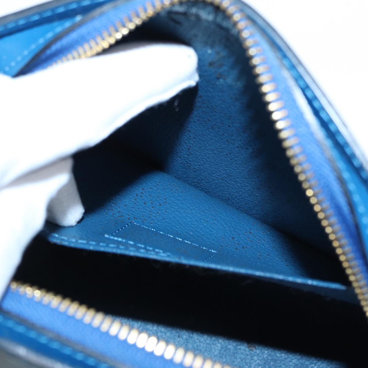 LOUIS VUITTON Epi Dauphine GM Pouch Blue M48435 LV 83030