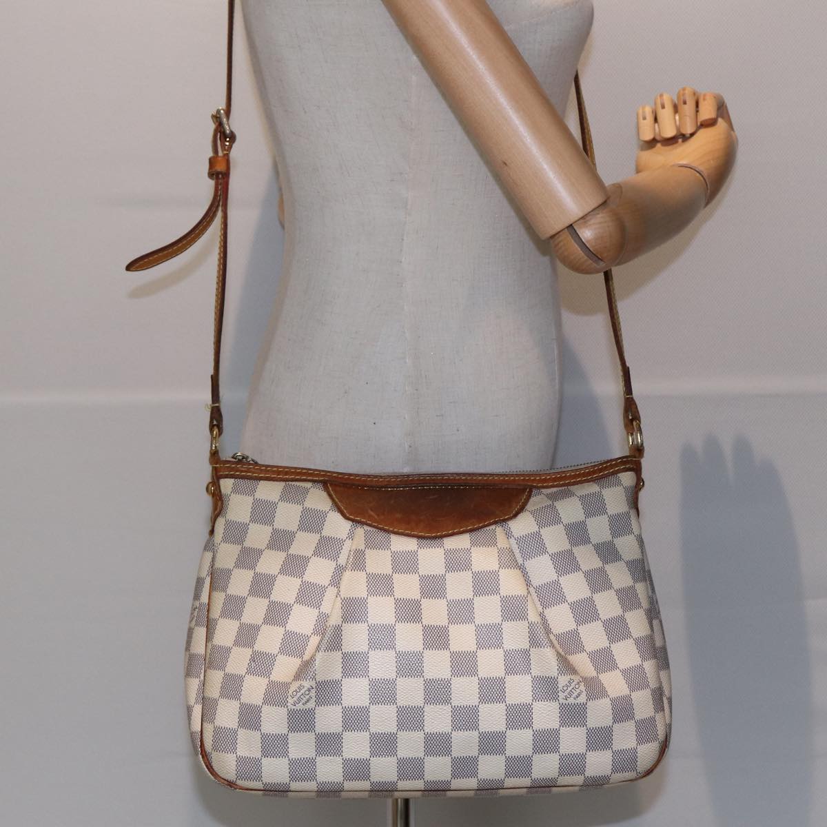 LOUIS VUITTON Damier Azur Siracusa PM Shoulder Bag N41113 LV 83065