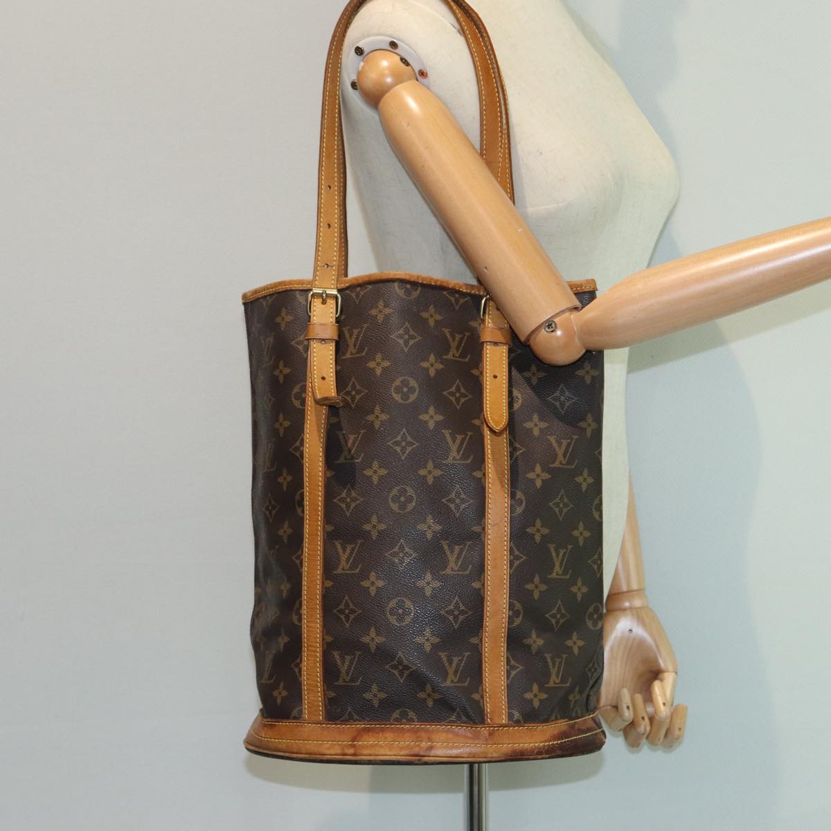 LOUIS VUITTON Monogram Bucket GM Shoulder Bag M42236 LV 83549
