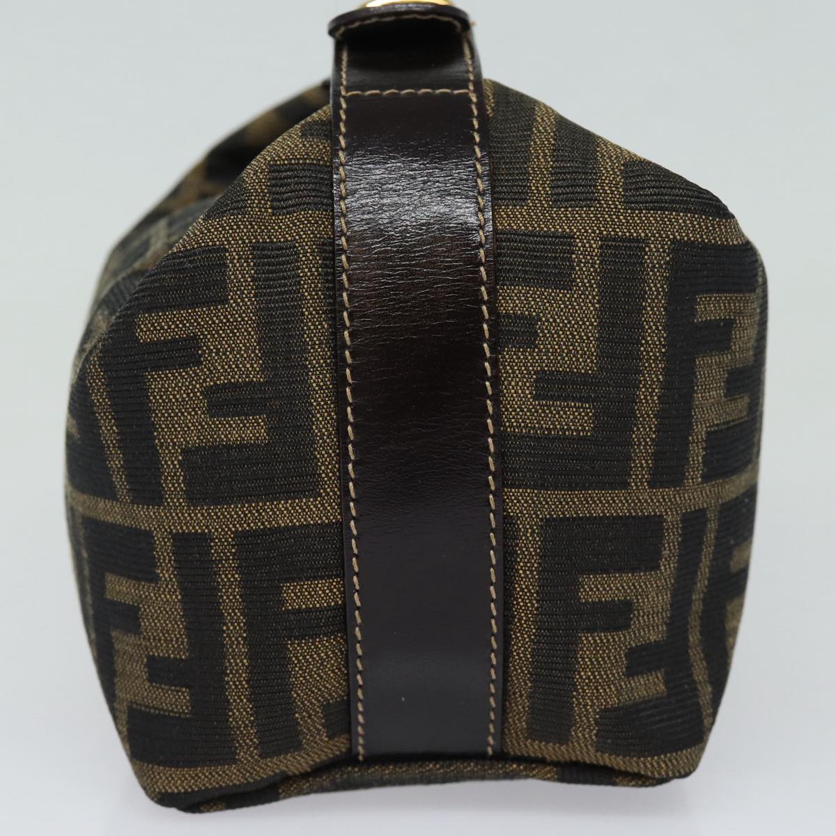 Luxury Fendi Zucca Canvas Hand Bag Brown Black83670