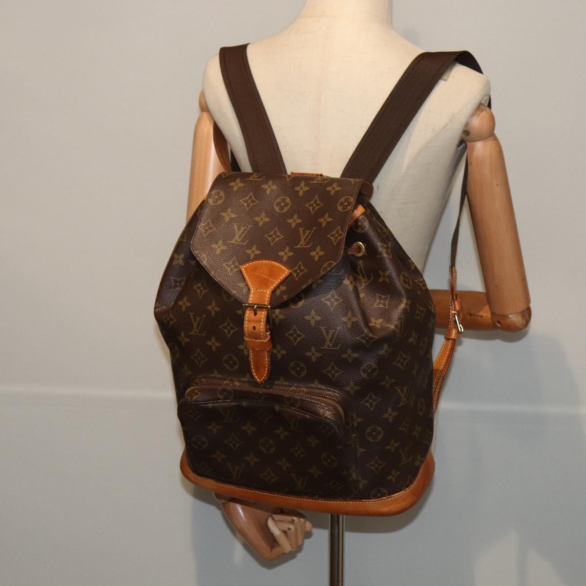 LOUIS VUITTON Monogram Montsouris GM Backpack M51135 LV 83796