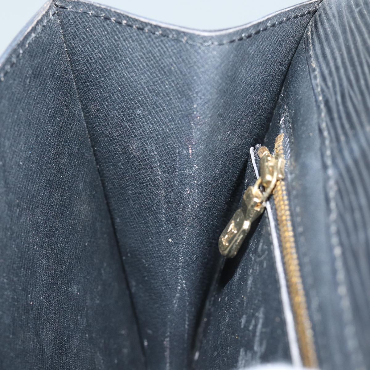 LOUIS VUITTON Epi Montaigne 23 Clutch Bag Black M52662 LV 84140