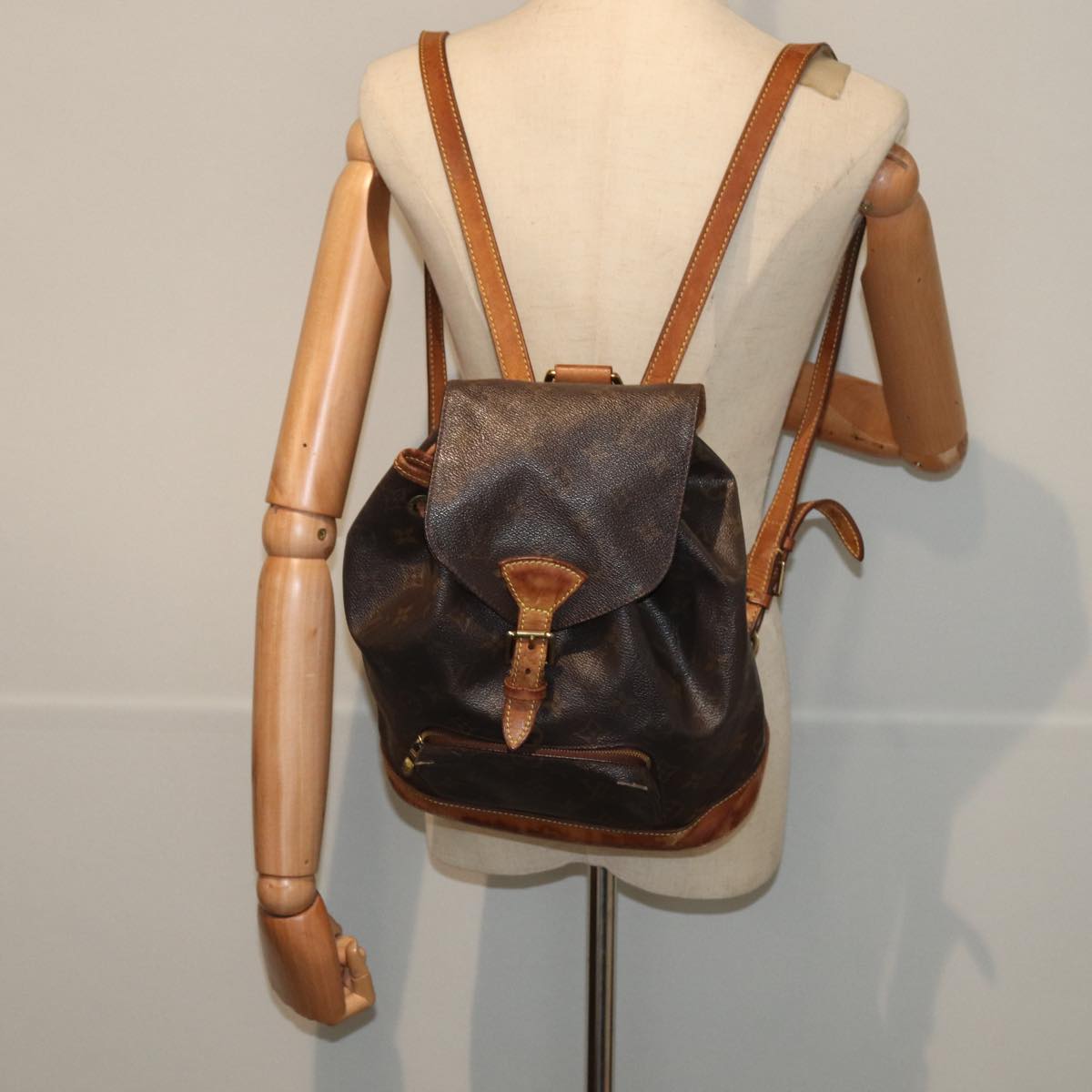 LOUIS VUITTON Monogram Montsouris MM Backpack M51136 LV 84279