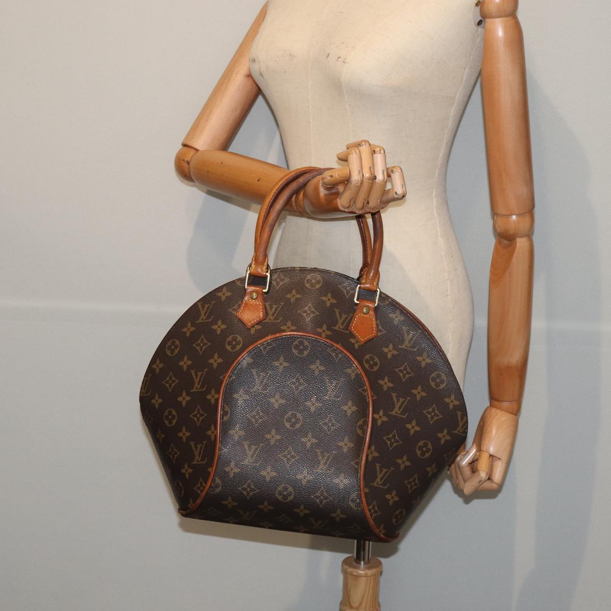 LOUIS VUITTON Monogram Ellipse MM Hand Bag M51126 LV 84341