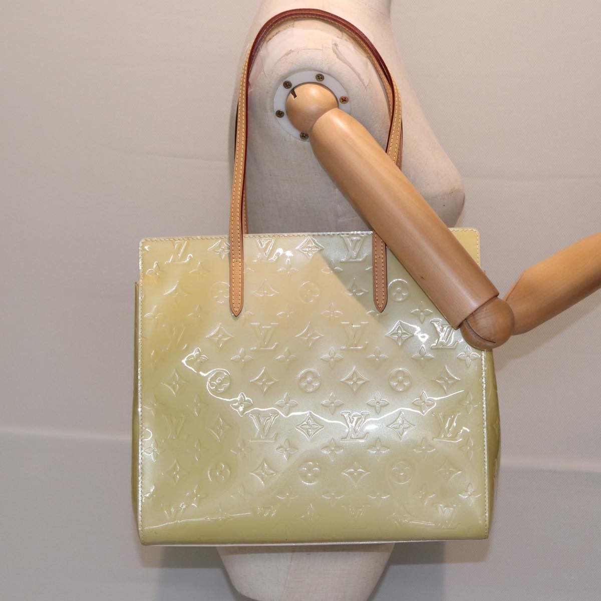 LOUIS VUITTON Monogram Vernis Katarina EW Tote Bag Broncorail M90010 84389