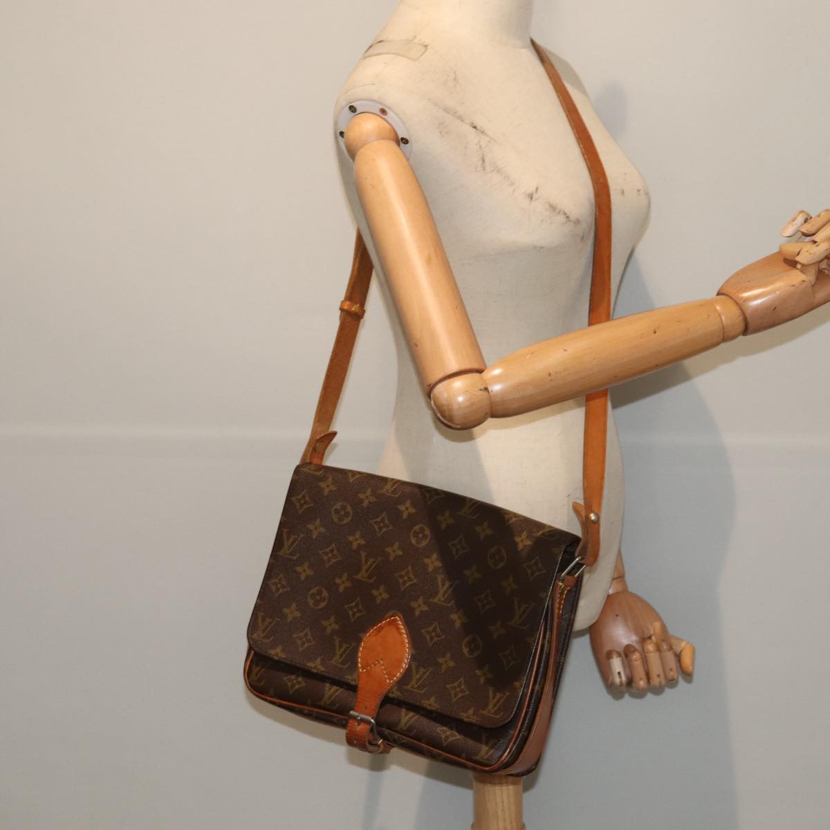 LOUIS VUITTON Monogram Cartouchiere GM Shoulder Bag Vintage M51252 LV 84505