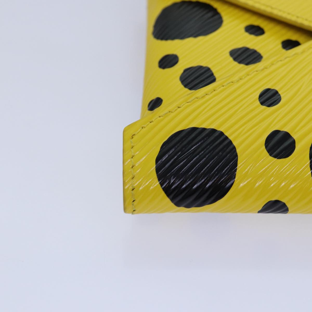 LOUIS VUITTON Epi Yayoi Kusama Pochette Kirigami Pouch Black M81959 86284S