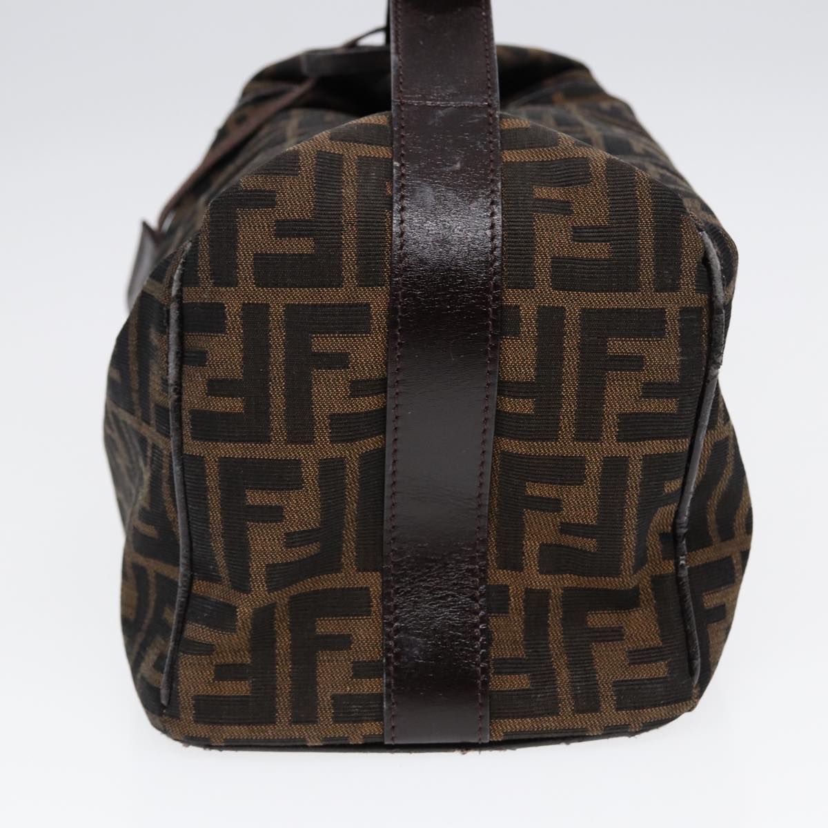 Luxury Fendi Zucca Canvas Vanity Pouch Brown Black Silver87877