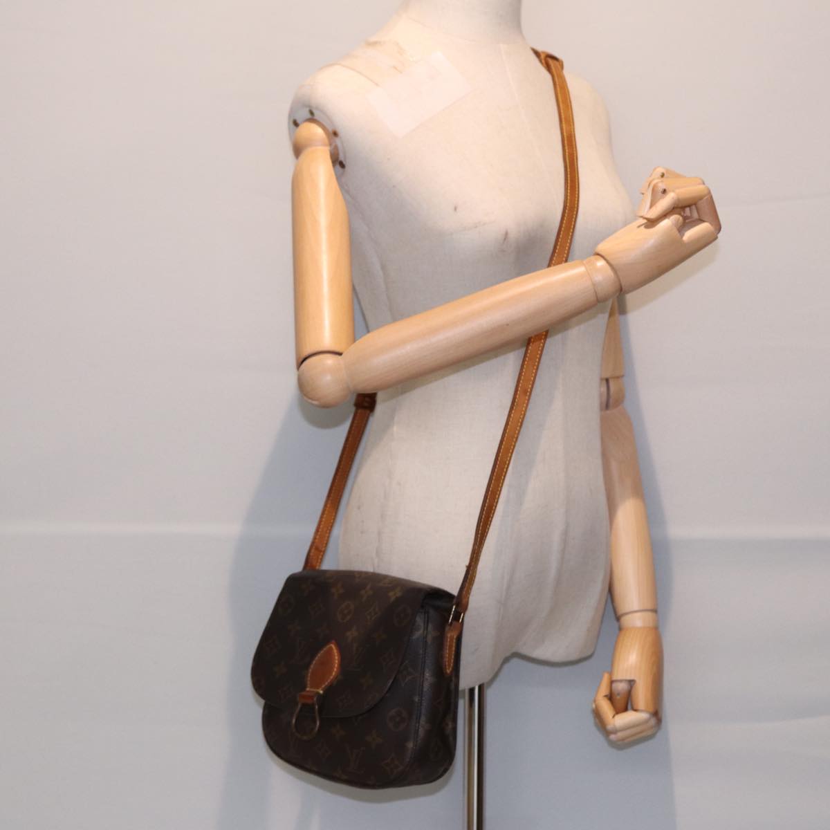 LOUIS VUITTON Monogram Saint Cloud MM Shoulder Bag M51243 LV 88025