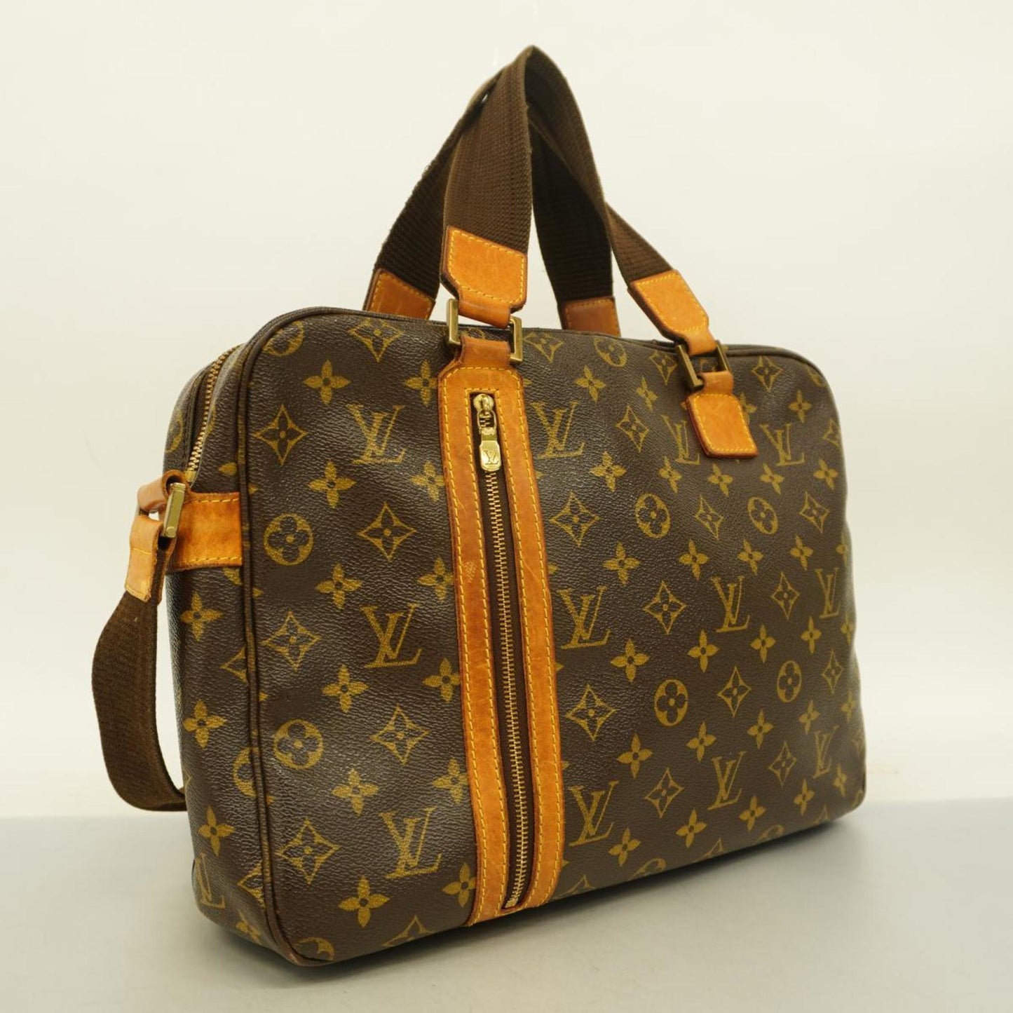 Louis Vuitton Bosphore Canvas Handbag ()