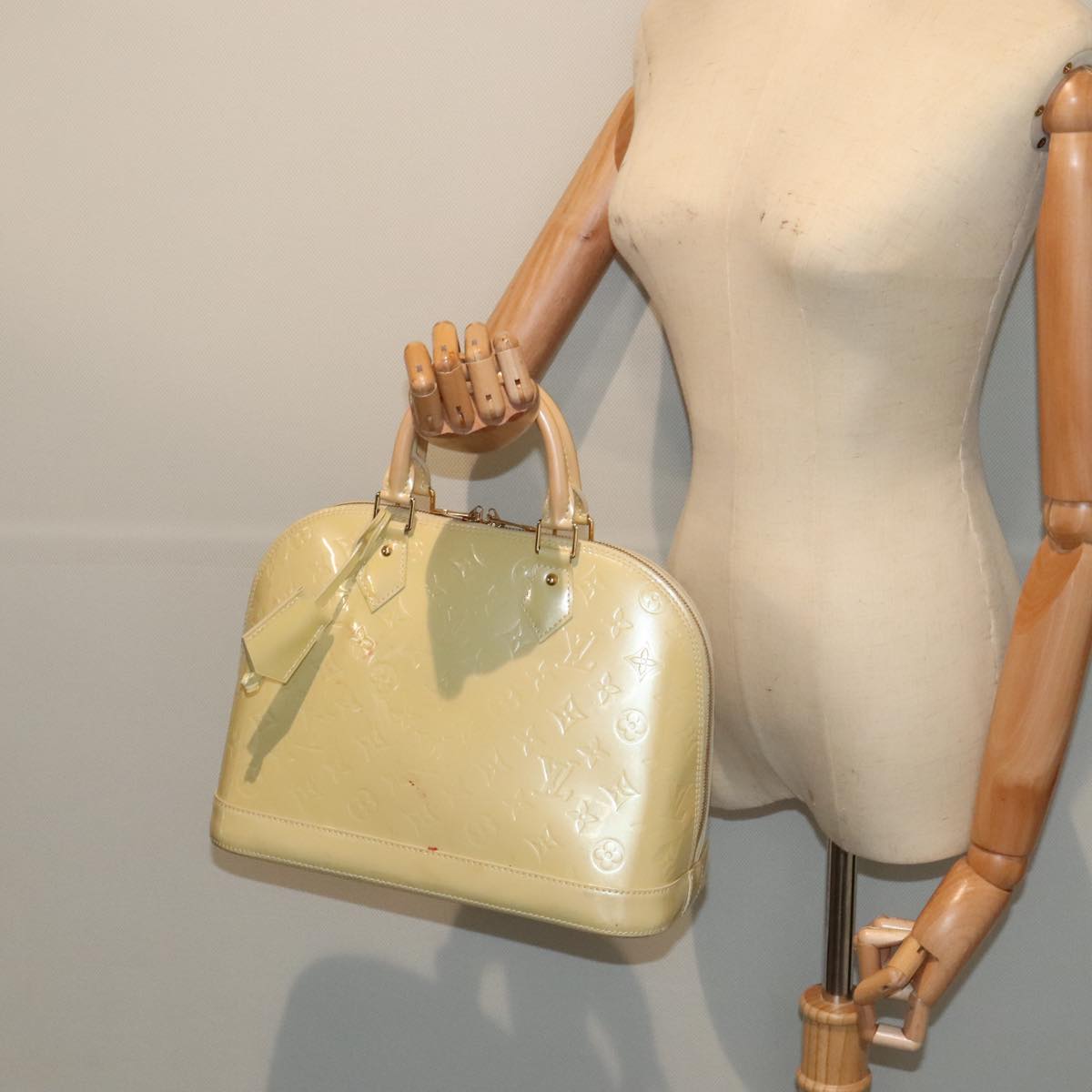 LOUIS VUITTON Monogram Vernis Alma PM Hand Bag Broncorail M91445 LV 88358
