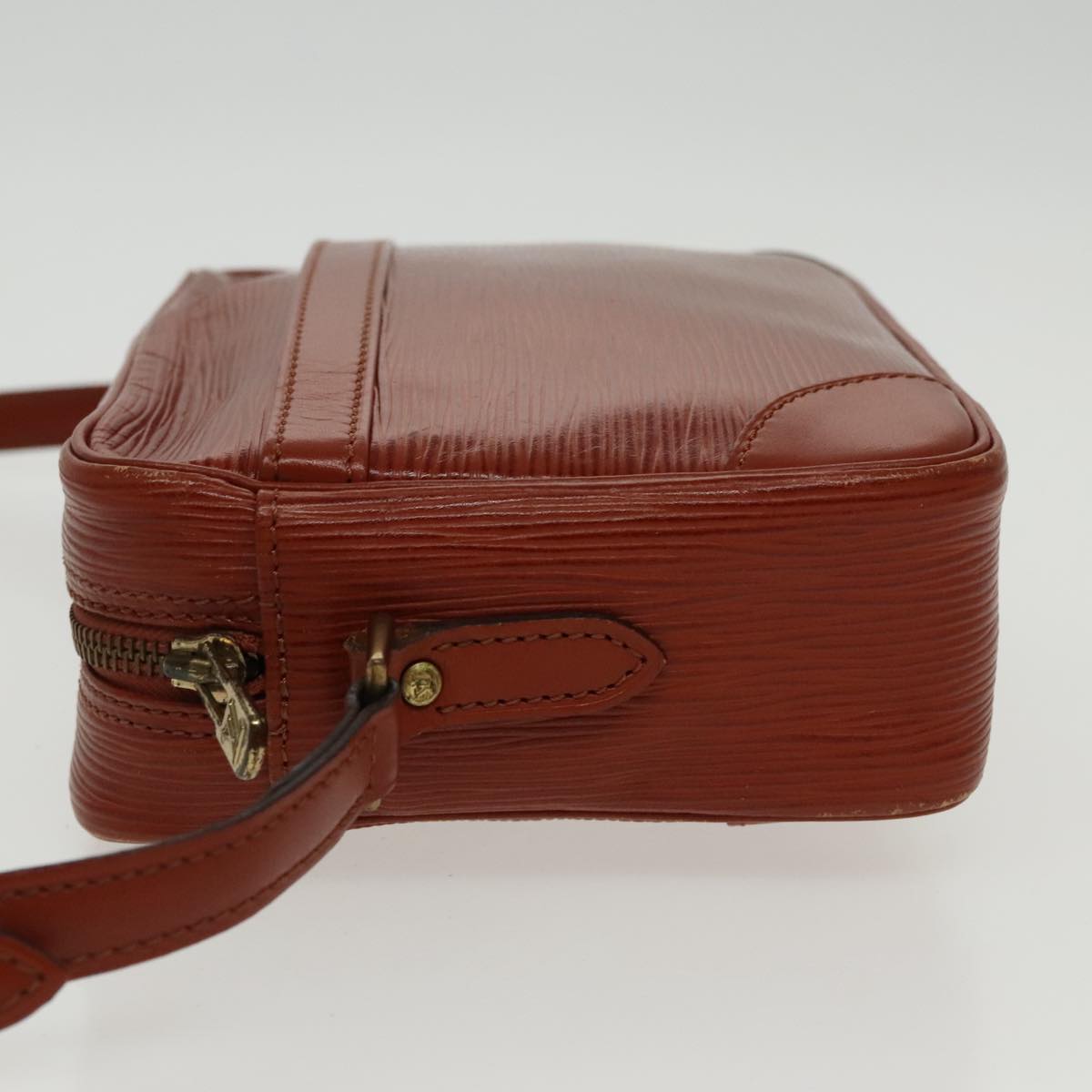 LOUIS VUITTON Epi Trocadero 23 Shoulder Bag Brown M52313 LV 89325