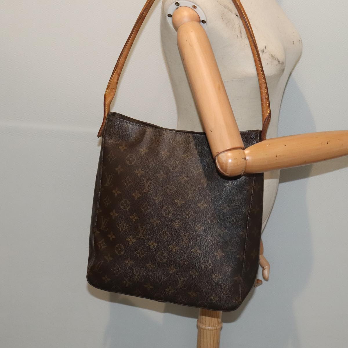 LOUIS VUITTON Monogram Looping GM Shoulder Bag M51145 LV 89514